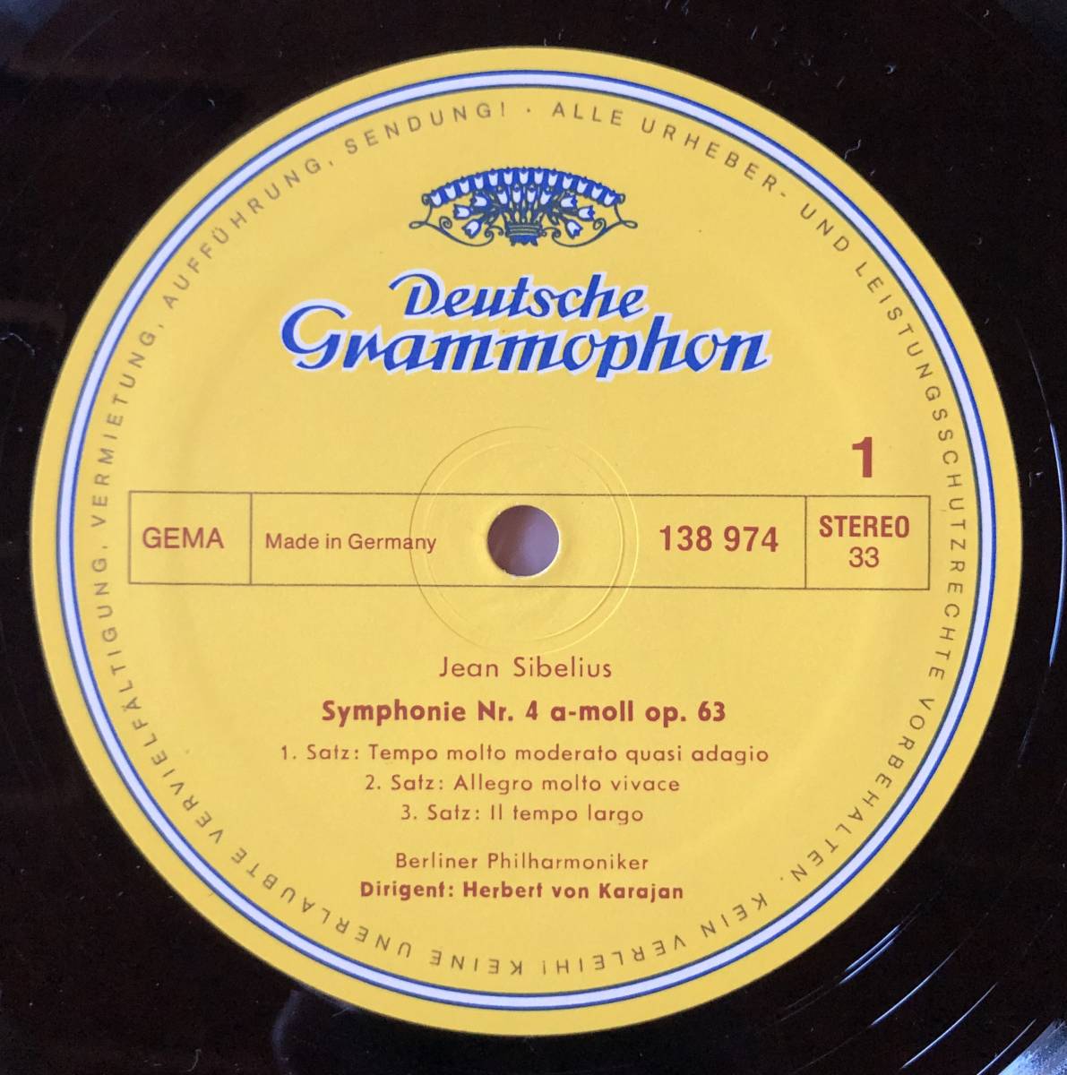 LP-Aug / DG / Karajan・Berliner Philharmoniker / SIBELIUS_Symphonie NR.４ a-moll Op.63、Der Schwan von Tuonela Op.22 NR.３_画像4