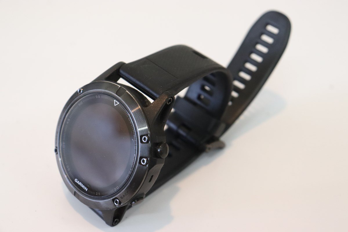 現品限り一斉値下げ！】 ガーミン ☆GARMIN FENIX 美品 GPSスマート