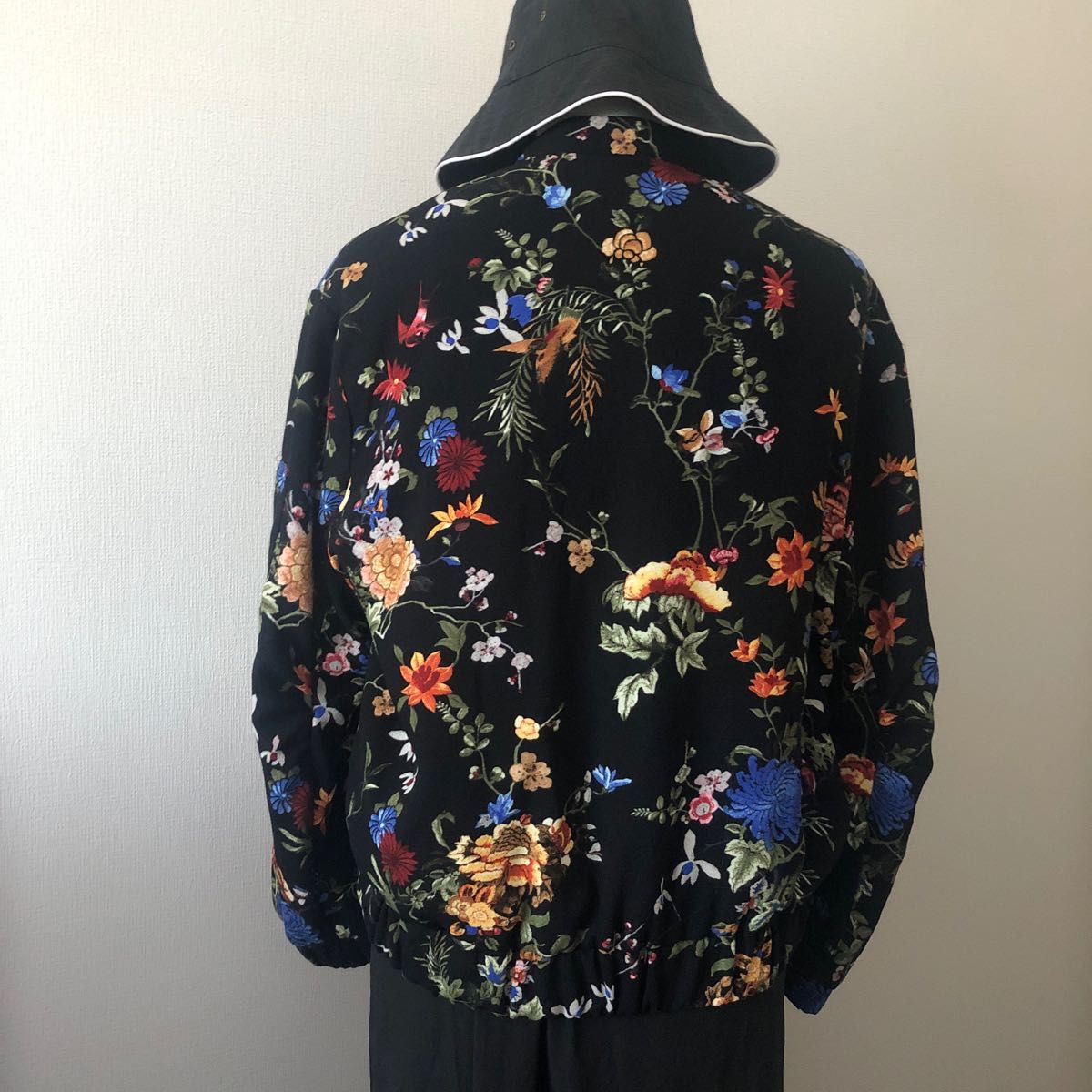ZARA 花柄ブルゾン|Yahoo!フリマ(旧PayPayフリマ) ZARA 花柄ブルゾン|Yahoo!フリマ(旧PayPayフリマ)
