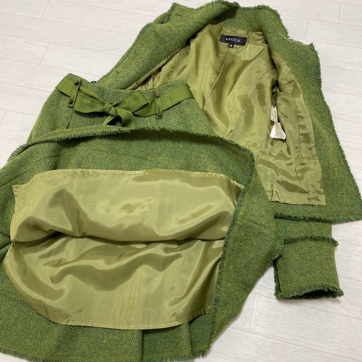エポカ EPOCA セットアップ スカートスーツ グリーン ウール毛 冬物 日本製 サイズ38 美品_画像6