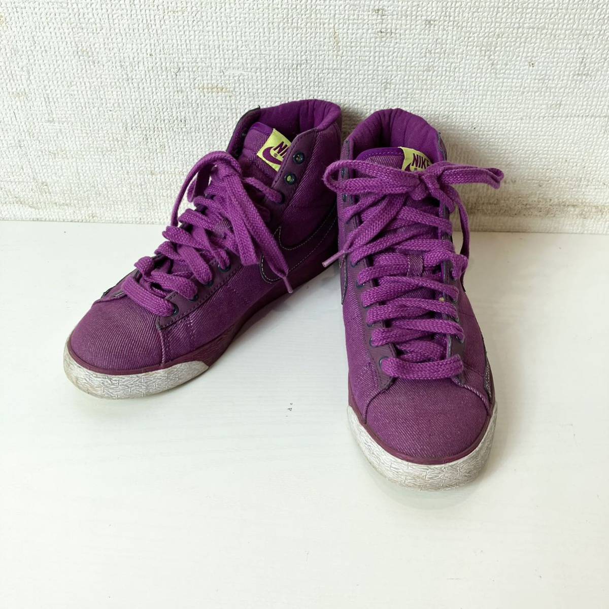 225＊中古品 ナイキ NIKE WMNS Blazer Mid ブレザー ミッド スニーカー 26cm パープル 306499-551 現状品＊_画像1