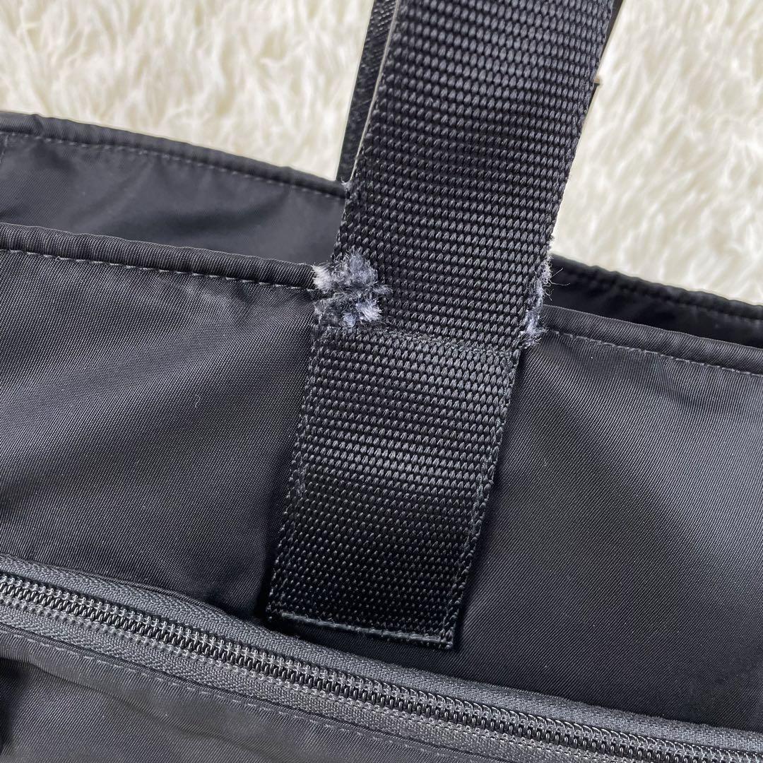 希少現行モデル】PRADA プラダ 2VG042 ナイロン トートバッグ 希少現行モデル】PRADA プラダ 2VG042 ナイロン トートバッグ