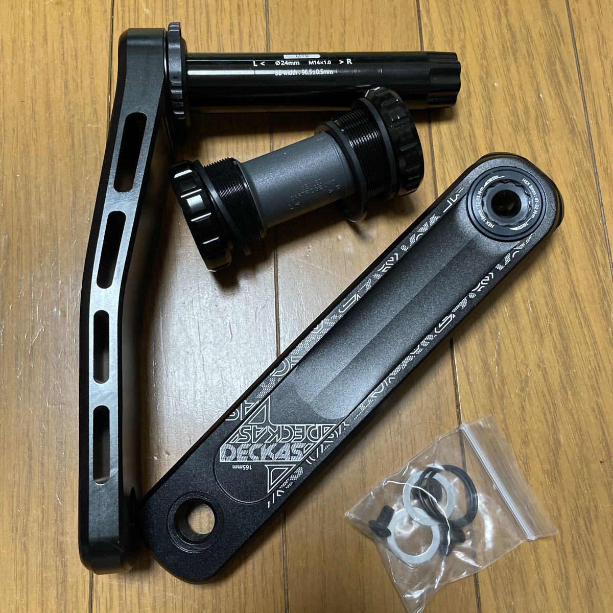 年末のプロモーション 希少165mmMTBクランクDECKAS FOUNDアルミCNC切削