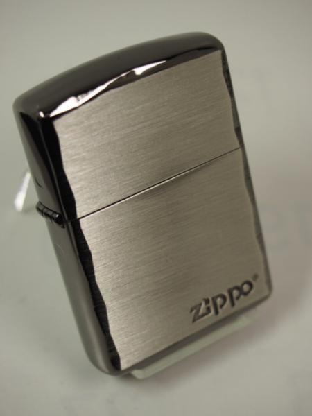 Zippo ARMOR シンプルロゴ・シャインレイ 彫刻アーマー黒銀SBN ブラック