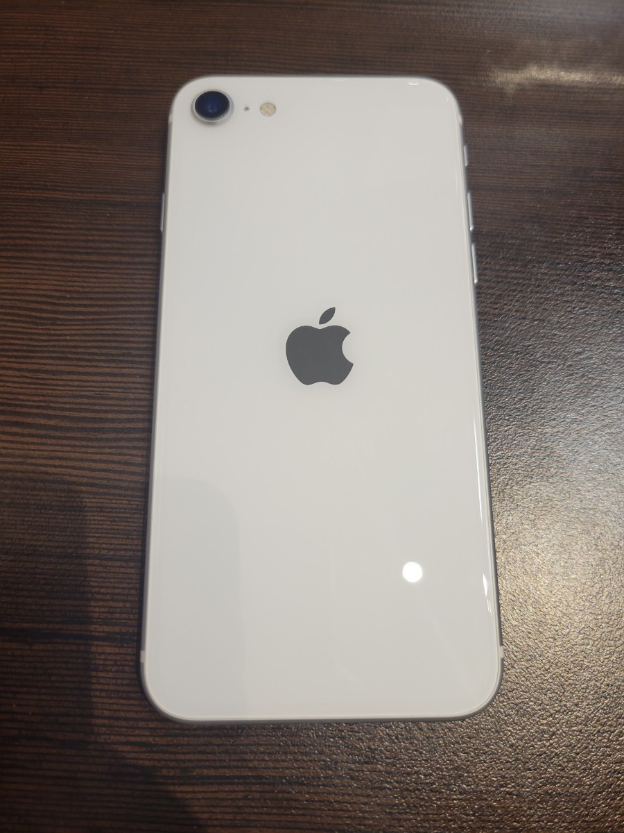 iPhone SE(第2世代) 64GBモデルホワイト中古品| JChere雅虎拍卖代购