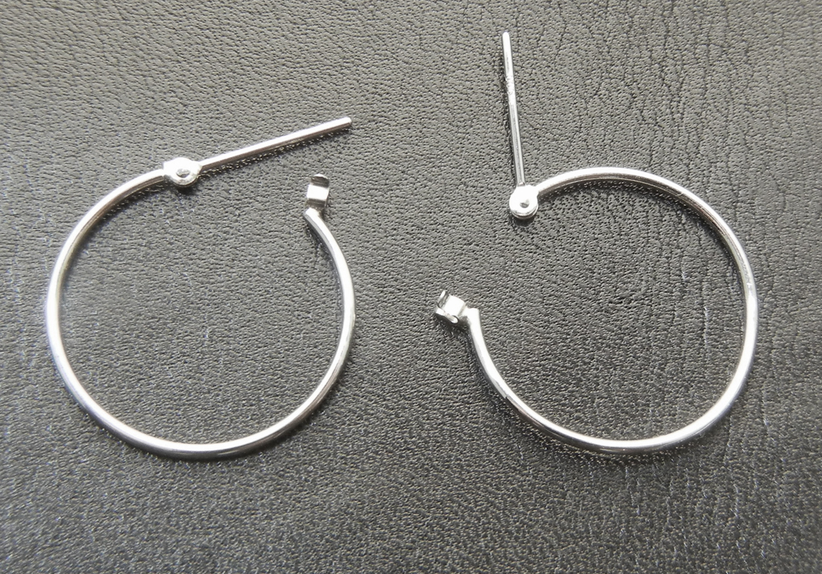  new goods Pt900 platinum 1x20mm hoop earrings made in Japan snap earrings 