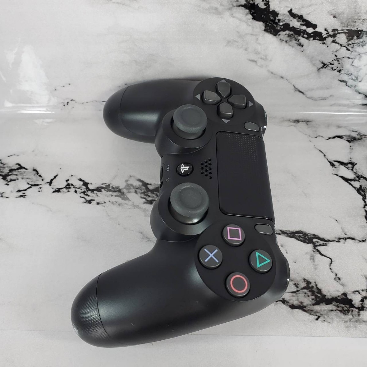 CUH-2200 動作確認済み PS4 本体 ブラック 封印シール有り 分解 CUH-2200 動作確認済み PS4 本体 ブラック 封印シール有り 分解
