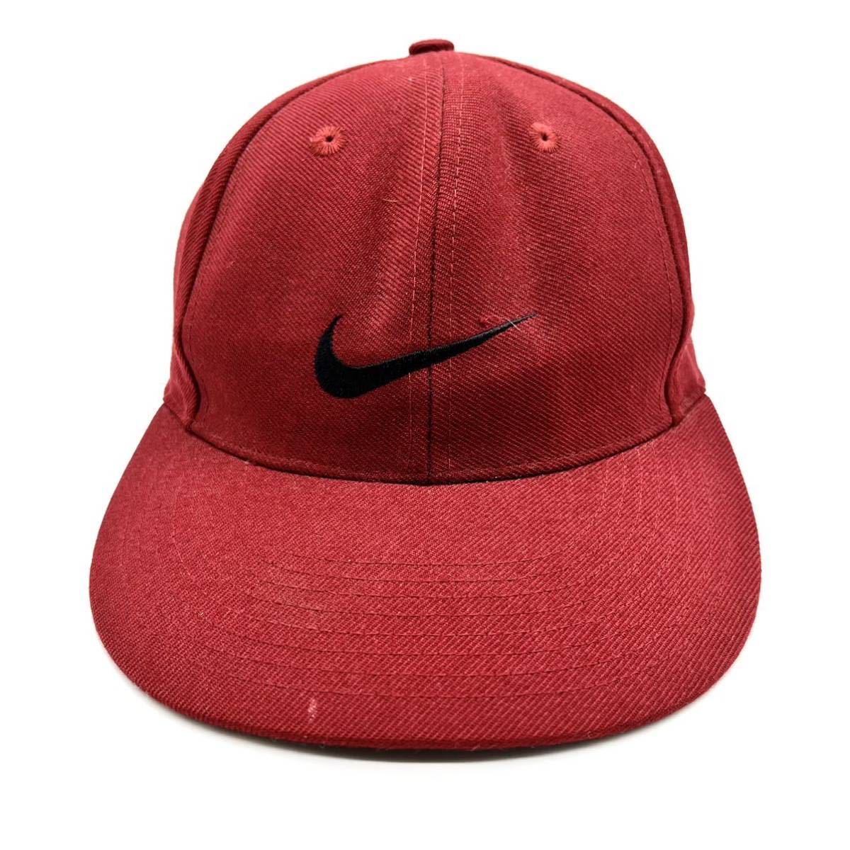 【ヴィンテージ】90s NIKE(ナイキ) 刺繍ロゴ ベースボールキャップ レッド/赤 スウォッシュロゴ 白タグ 6パネルキャップ ビンテージ 帽子