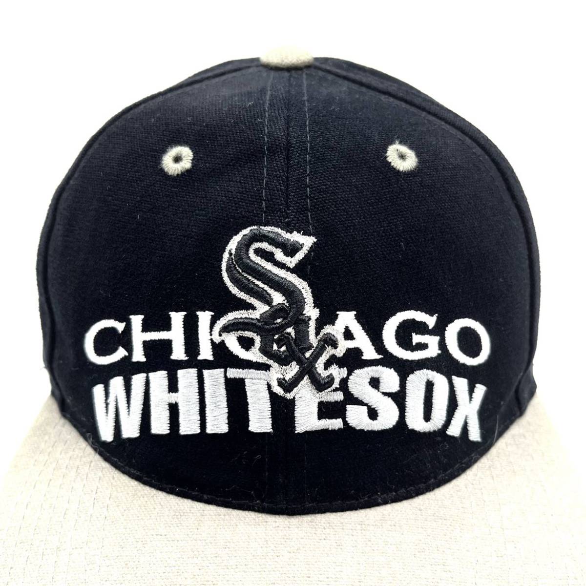 【ヴィンテージ】90s MLB シカゴ・ホワイトソックス チーム刺繍ロゴ BBキャップ ブラック×グレー 6パネル ストラップバック 2トーン 帽子_画像6