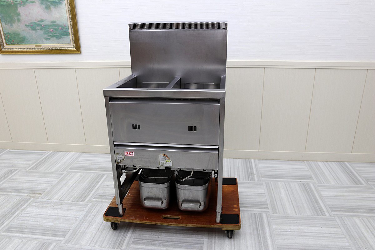 タニコー】ガスフライヤー 15L×2槽式 - 家具 タニコー】ガスフライヤー 15L×2槽式 - 家具