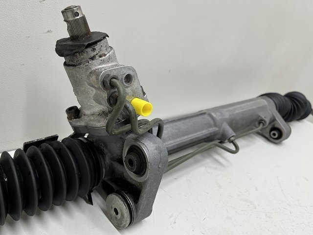 * Daimler Double Six 90 year DLW hydraulic type steering rack & Pinion leak less ( stock No:A36222) (7486) *