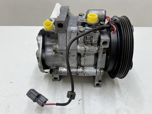 * Honda Civic Ferio EG 93 year EG8 AC compressor ( stock No:43742) (3895) *