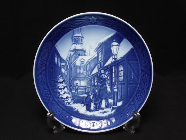 美品 ロイヤルコペンハーゲン イヤープレート 飾り皿 18cm インテリア 1996 Royal Copenhagen [0502]_画像1