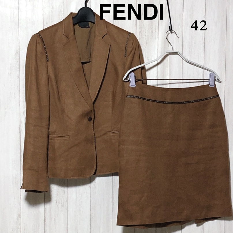 爆買い！ FENDI 伊製 スカートスーツ レザー使用 42/フェンディ セットアップ スーツ（ミニスカート）