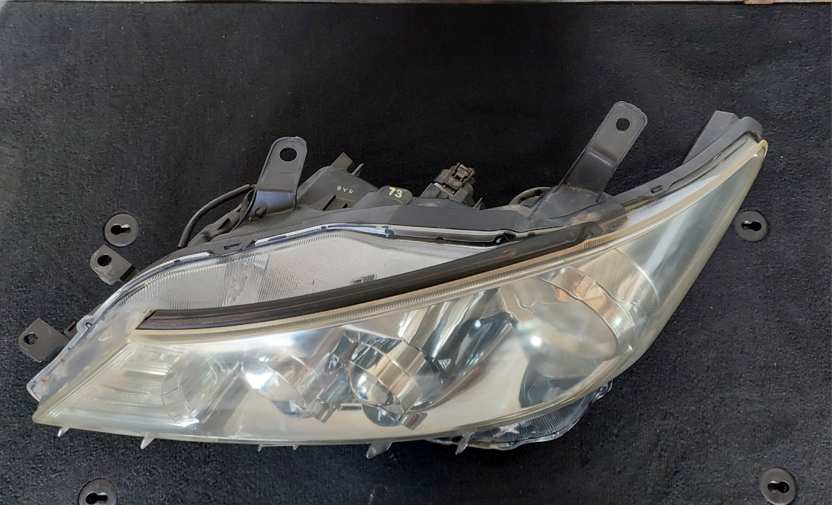 トヨタ AZK10 サイ純正 LEDヘッドライト左 ライトコントロール