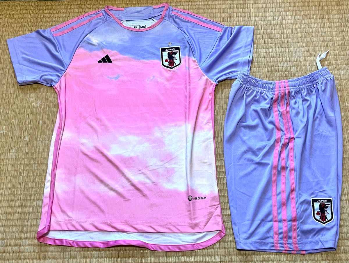 新品】なでしこジャパン ユニフォーム 身長140〜150 日本女子 新品】なでしこジャパン ユニフォーム 身長140〜150 日本女子