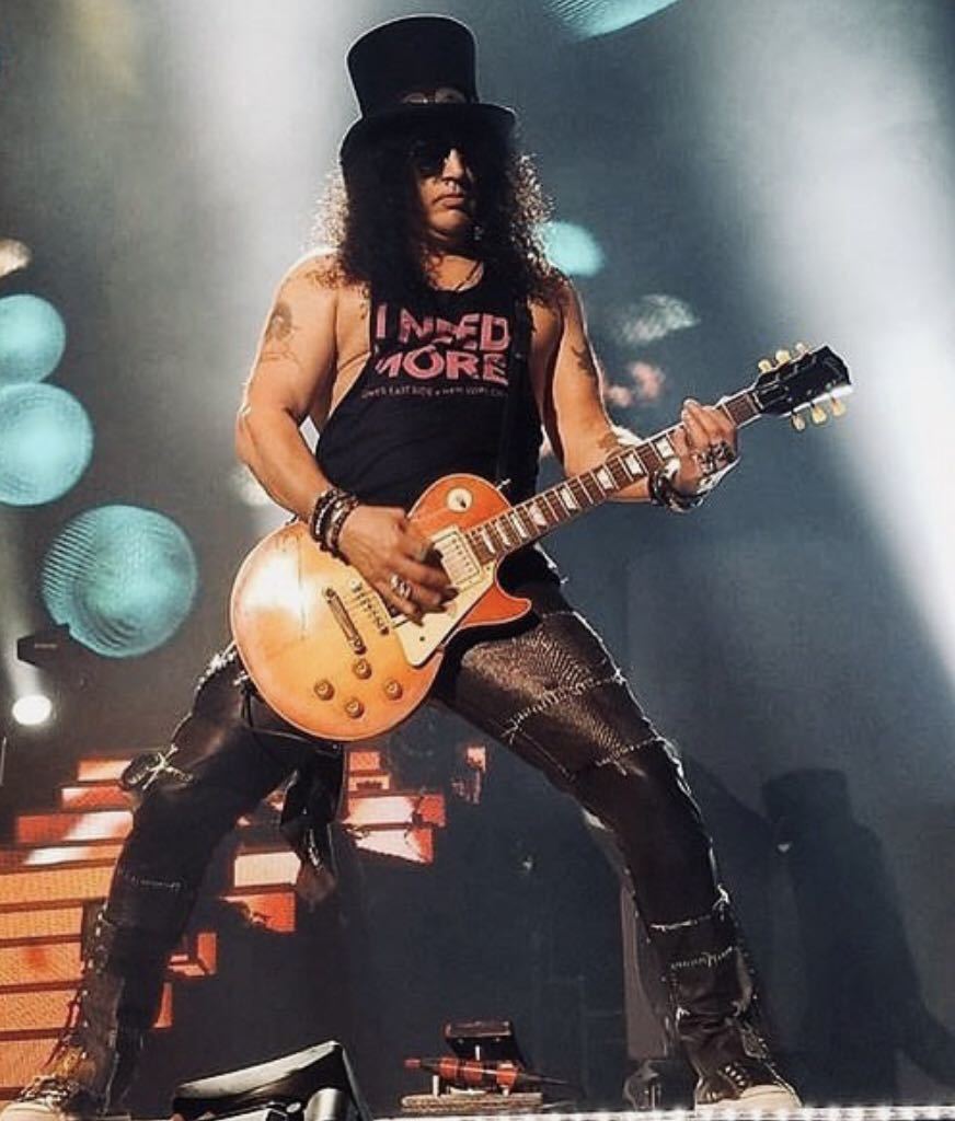 アイニードモア Tシャツ I NEED MORE ニューヨーク バックチェリー アリスクーパー ミスフィッツ twisted sisters skid row MOTLEY CRUE