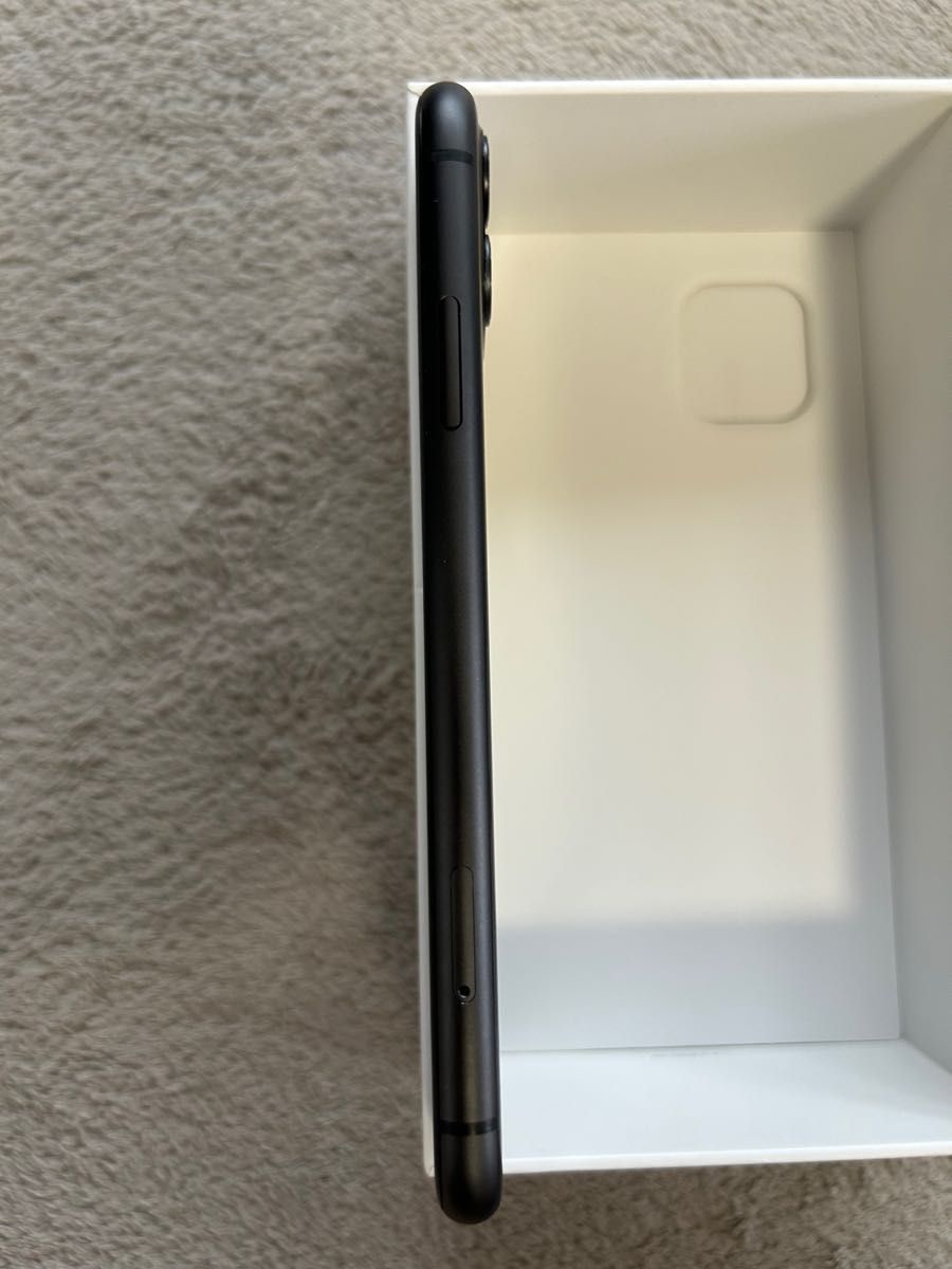 【値下げしました】iPhone11 128GB SIMフリー 中古品