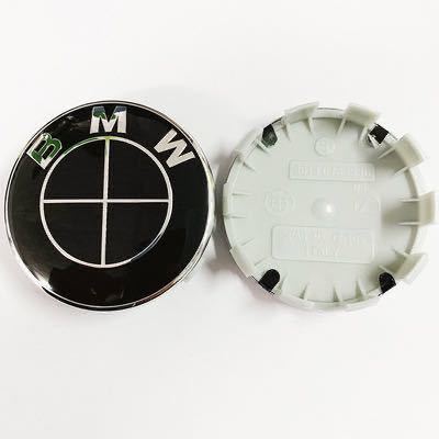 BMW ホイールキャップ 68mm 新品未使用　傷防止フィルム付き　【4個】BMW　ホイールセンターキャップ　68mm BMW 真っ黒ホイールキャップ_画像2