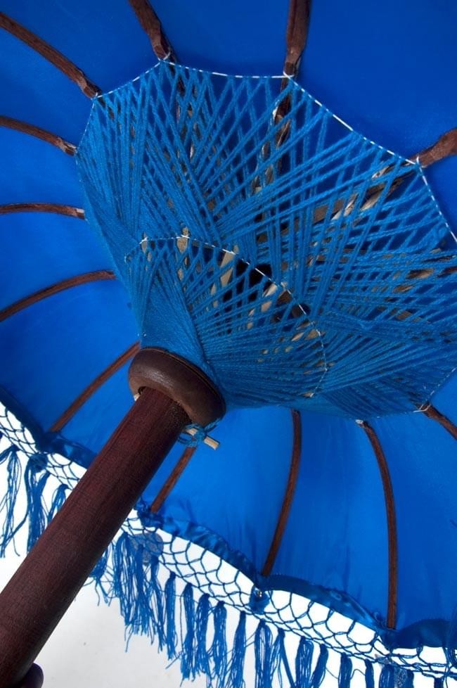 送料無料 バリ傘 祭礼 バリの2段の傘(青) 70cmと80cm バリの傘 エスニック インド アジア 雑貨_画像4