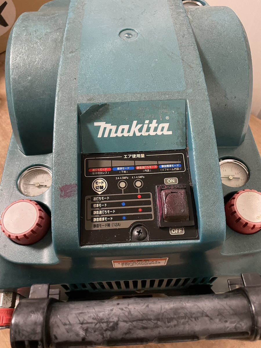 P04 マキタ makita エアコンプレッサー AC460XGH ジャンク の商品詳細