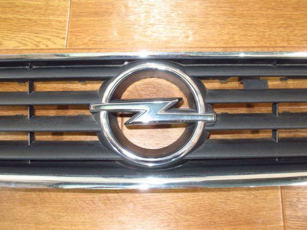 OPEL Opel first generation Zafira (T98) original front grille secondhand goods 90580685