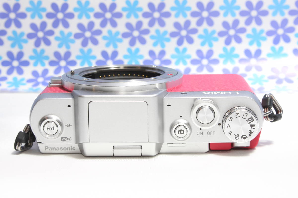 極上美品 Panasonic パナソニック LUMIX DC-GF7 Wi-Fi機能搭載 極上美品 Panasonic パナソニック LUMIX DC-GF7 Wi-Fi機能搭載