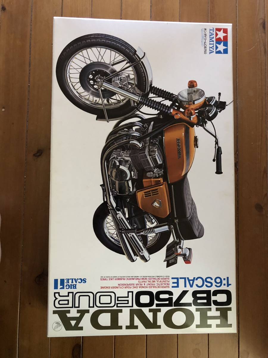  Tamiya 1/6 Bick scale No.01 Honda Dream CB750 FOUR 16001 unassembly goods 