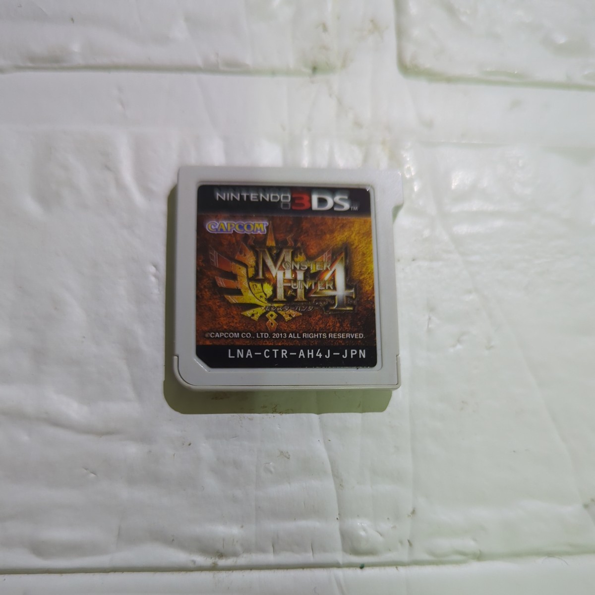 3DS soft Monstar Hunter 4 case less soft only 