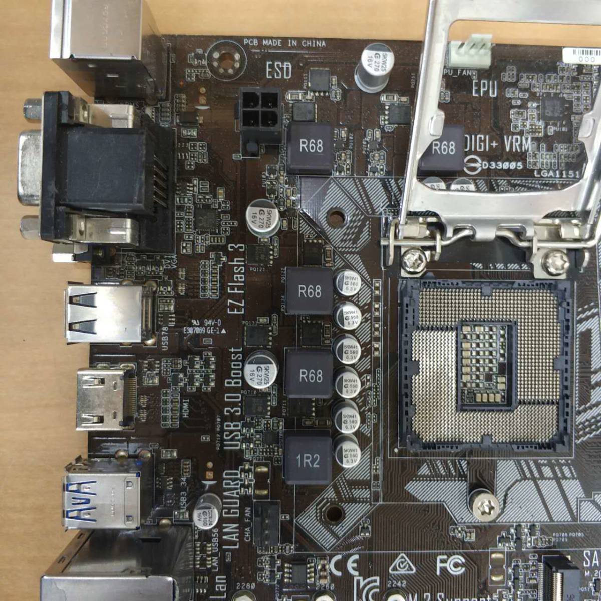 ASUS H110M-A(LGA1151) MicroATX マザーボード INTEL第6・7世代CPU対応 自作PC DIY 修理材料★通電,BIOS確認済み_画像8