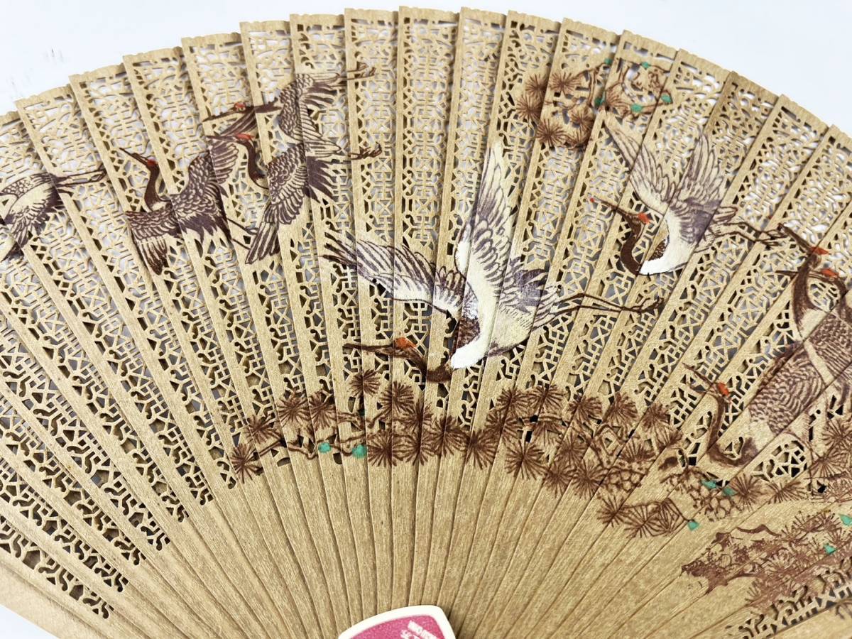 蘇州 高級 檀香扇 天然 石付 扇子 鶴 透彫 細工 彫刻 手彫り 白檀 服飾