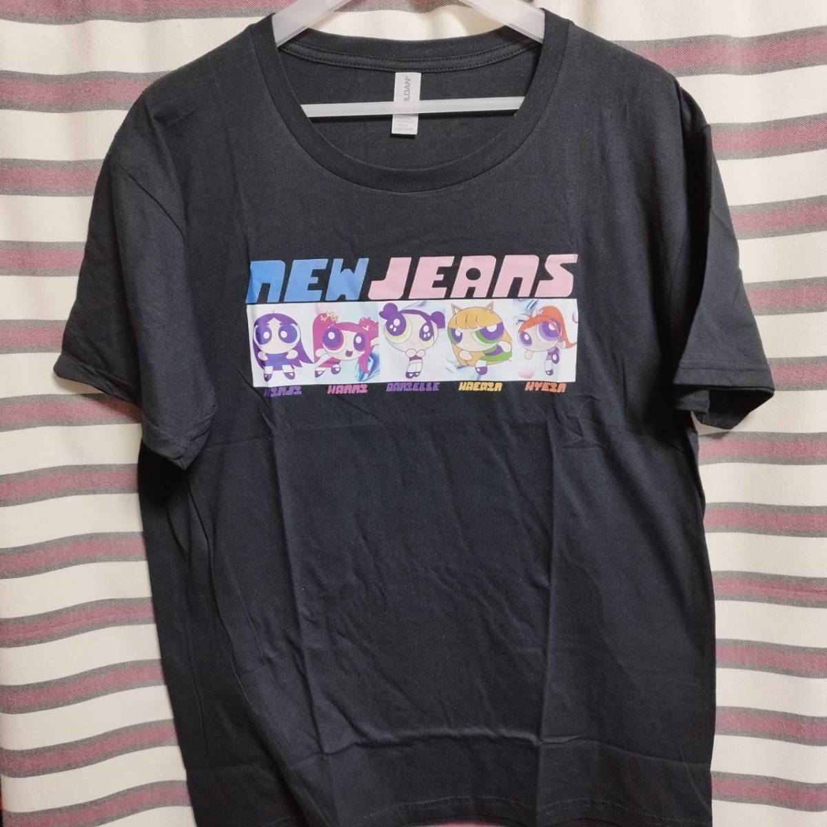 NewJeans/ニュージーンズ 両面プリントTシャツ K-POP 【Lサイズ NewJeans/ニュージーンズ 両面プリントTシャツ K-POP 【Lサイズ