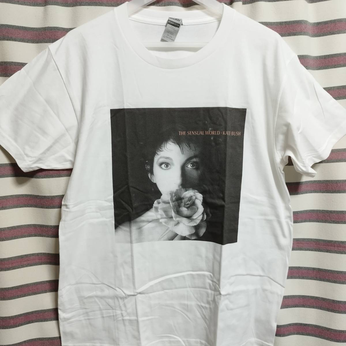 【新品/送料無料】ケイトブッシュ★KATE BUSH BIG『THE SENSUAL WORLD』プリントTシャツ 【Lサイズ】バンドT　Vintage rock