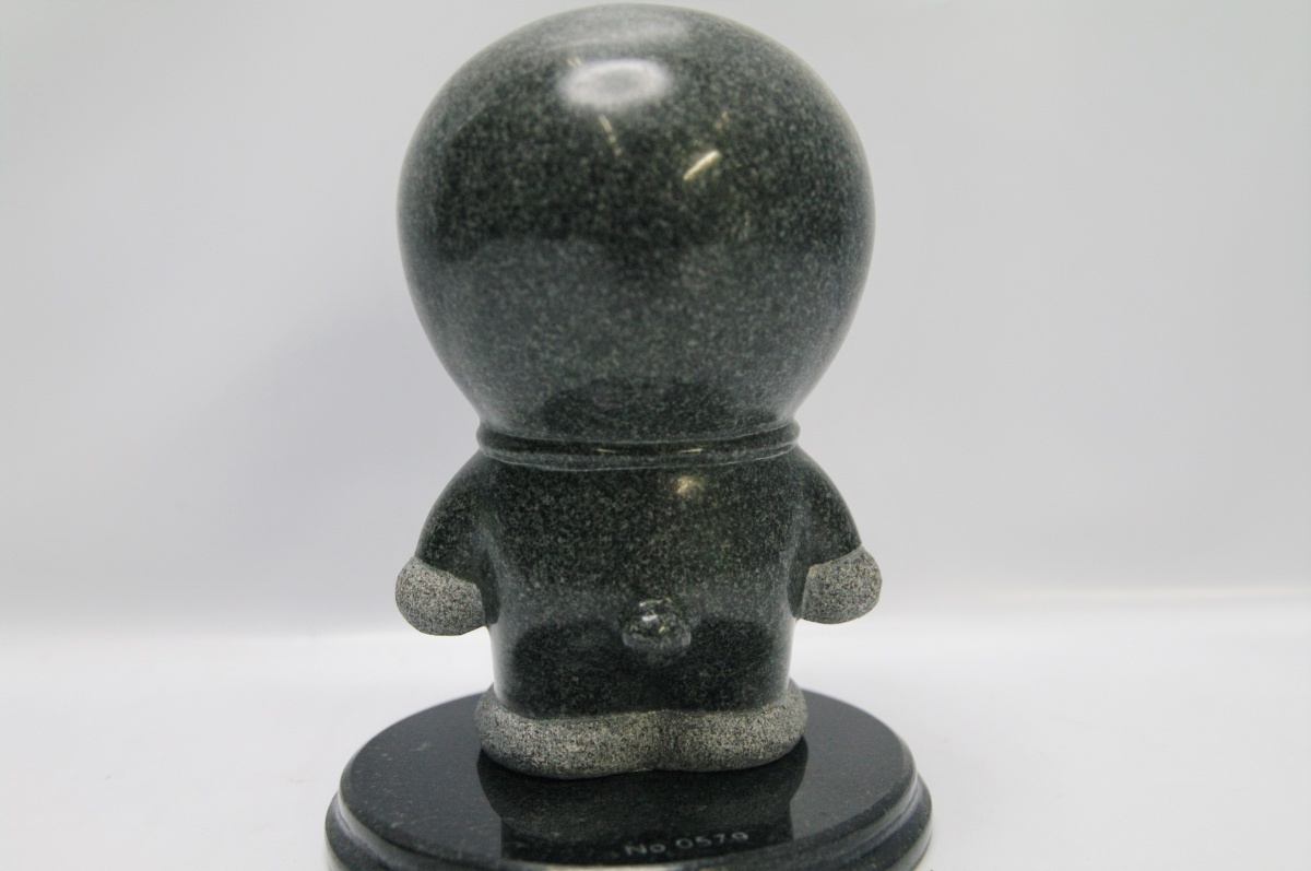 Yahoo!オークション - 1 TAKAO スタチュー 石像 ドラえもん 約 Yahoo!オークション - 1 TAKAO スタチュー 石像 ドラえもん 約