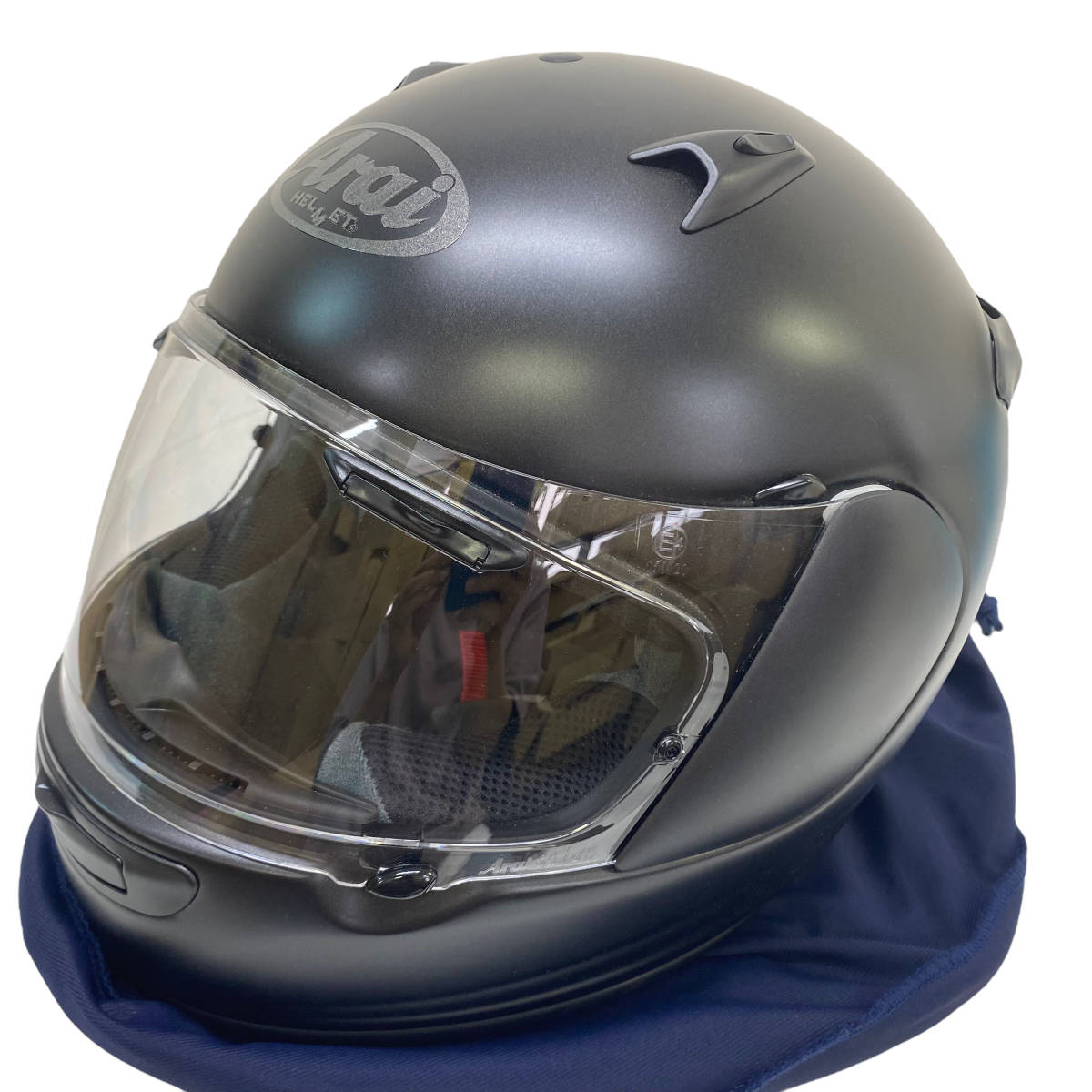 【美品】 Arai アライ QUANTUM-J クアンタムJ フルフェイスヘルメット 黒系 ブラック系 Mサイズ　3928-100-B_画像1