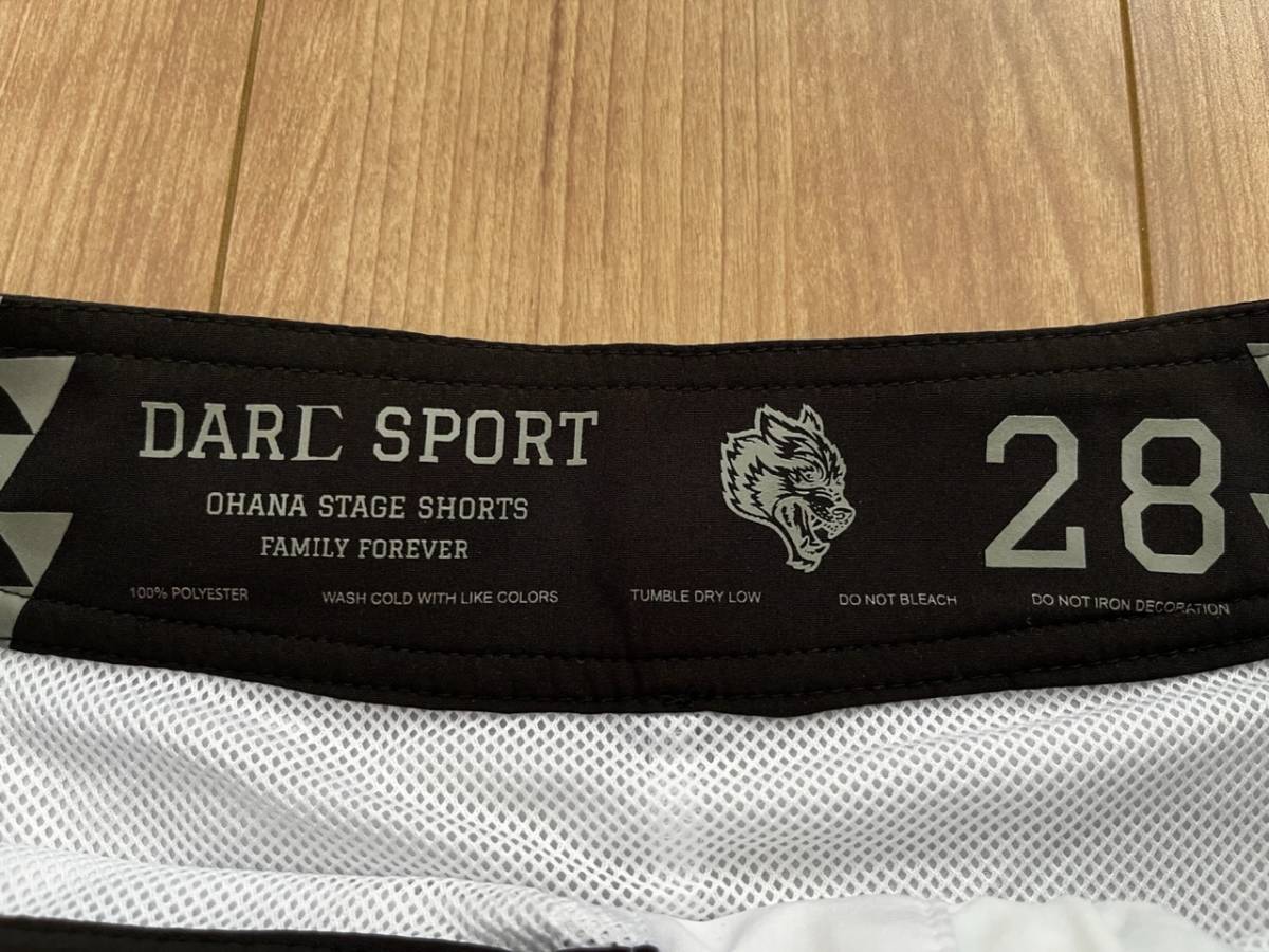大割引 DARC 緑白 28 ダルクスポーツ サーフパンツ ボードショーツ
