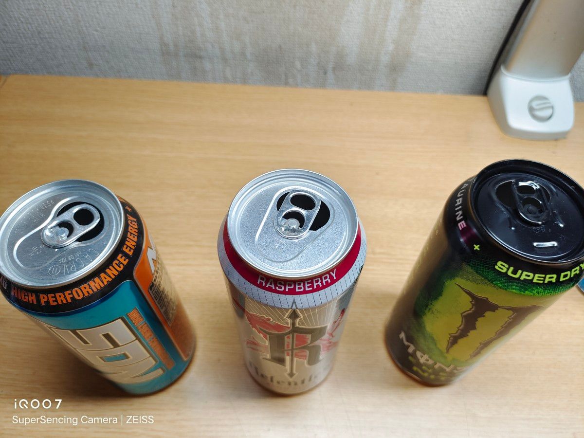 エナジードリンク 空き缶 日本未発売