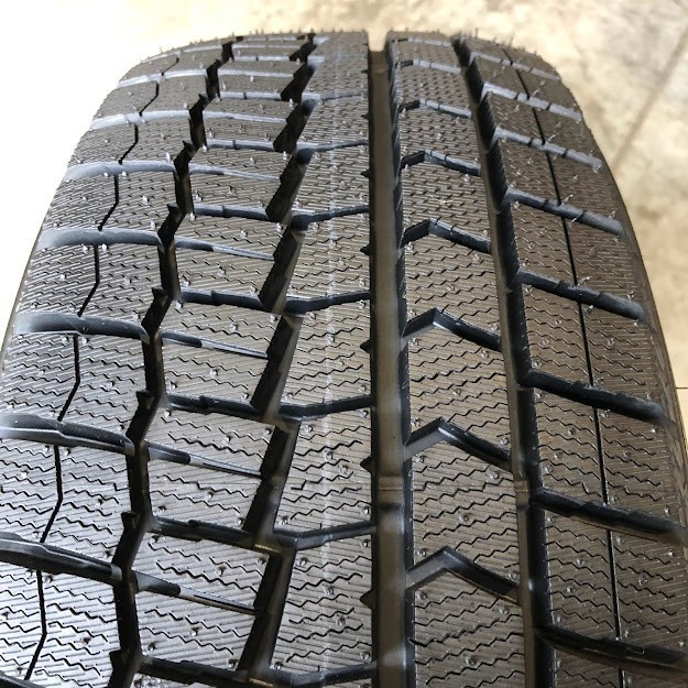 (AT005.7) 送料無料[1本] DUNLOP WINTERMAXX WM02 205/55R16 91S 2021年製造 室内保管 スタッドレス 205/55/16_画像3