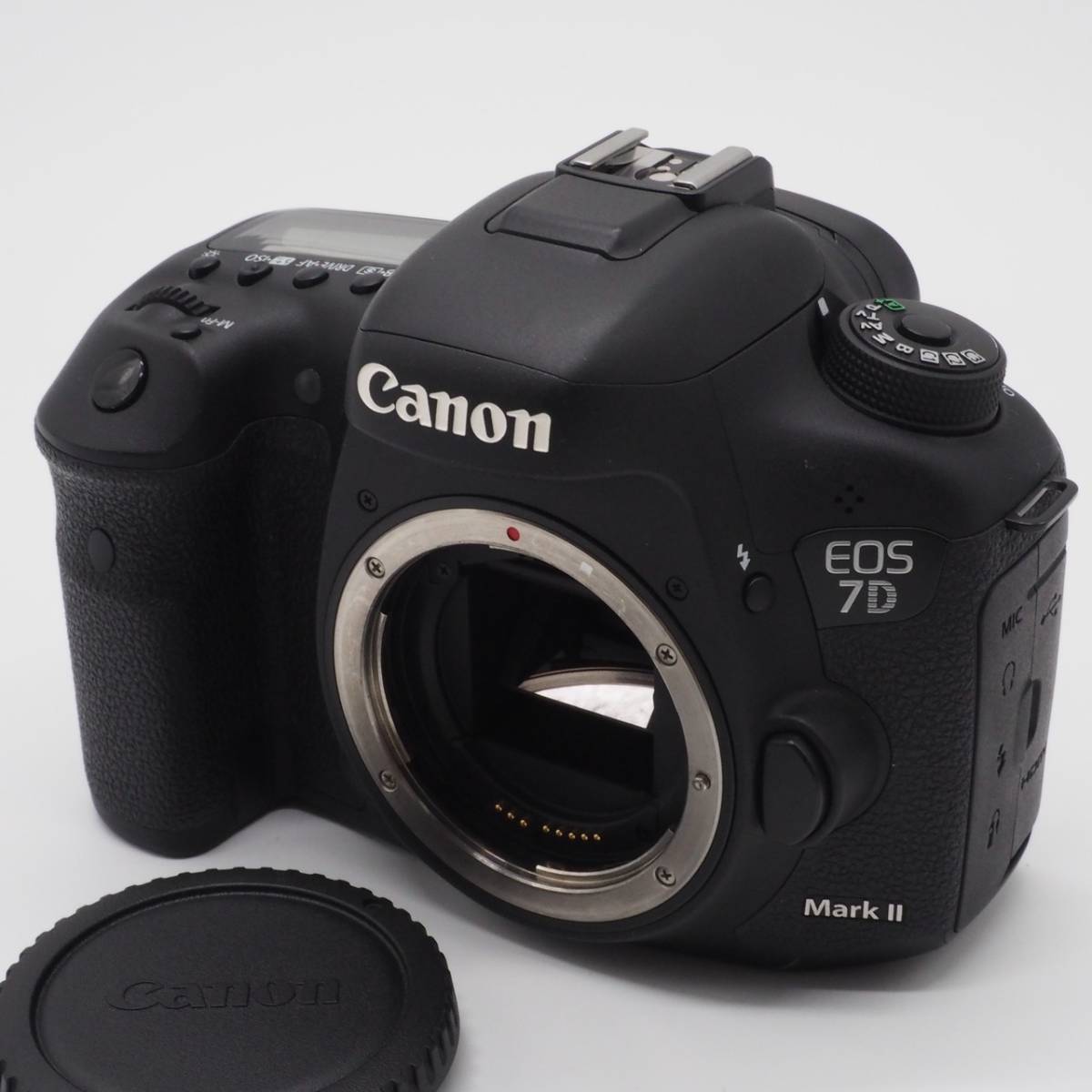 売り切れ必至! CANON キャノン EOS 7D MarkII ボディ デジタル一眼