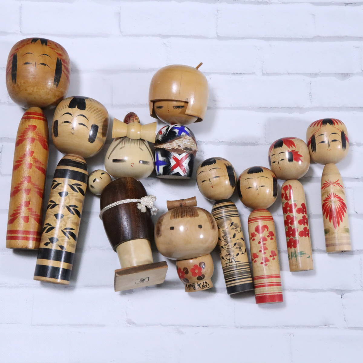 【現状品】こけし 9点セット コレクター 9.6～24cm 伝統工芸 日本人形 民芸品 郷土玩具 オブジェ 中古