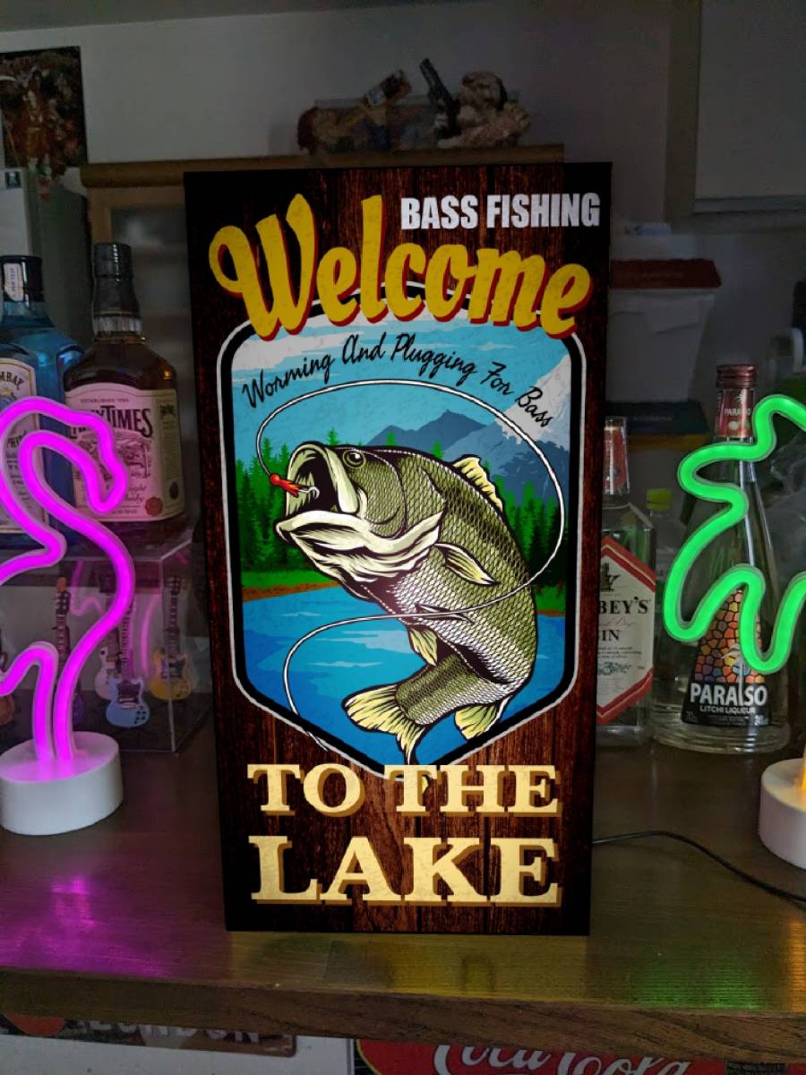 【Lサイズ】釣り ブラックバス ルアーフィッシング 湖 アウトドア 自然 釣具店 サイン ランプ 看板 置物 雑貨 ライトBOX 電飾看板 電光看板