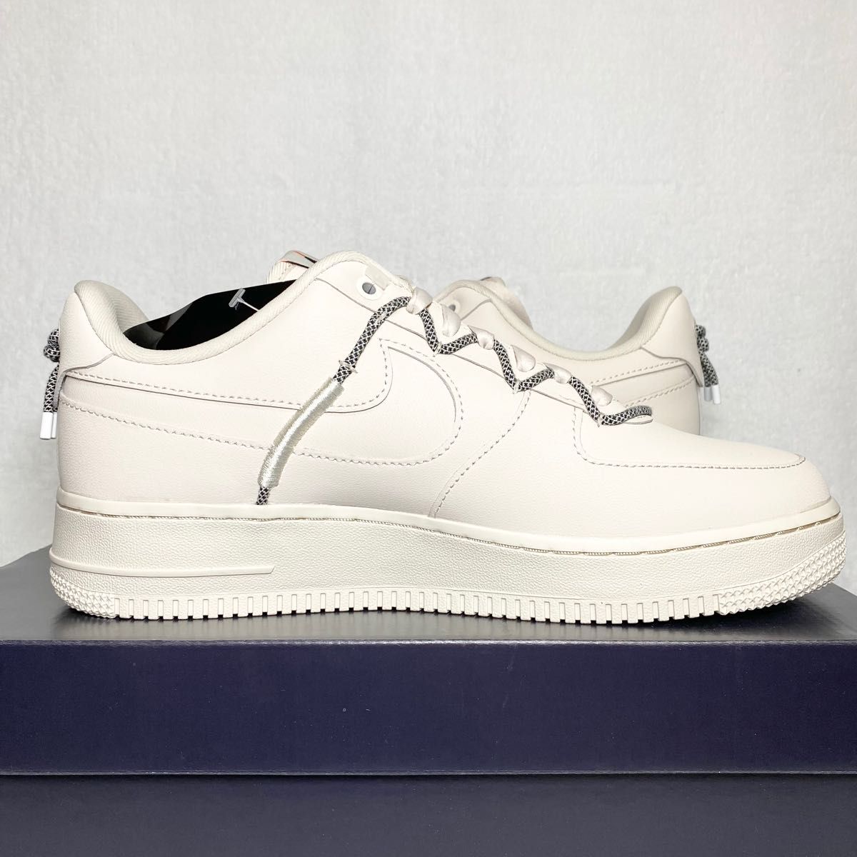 即完品！希少！NIKE AIR FORCE1 ナイキ エアフォース1 ベージュ 新品未使用