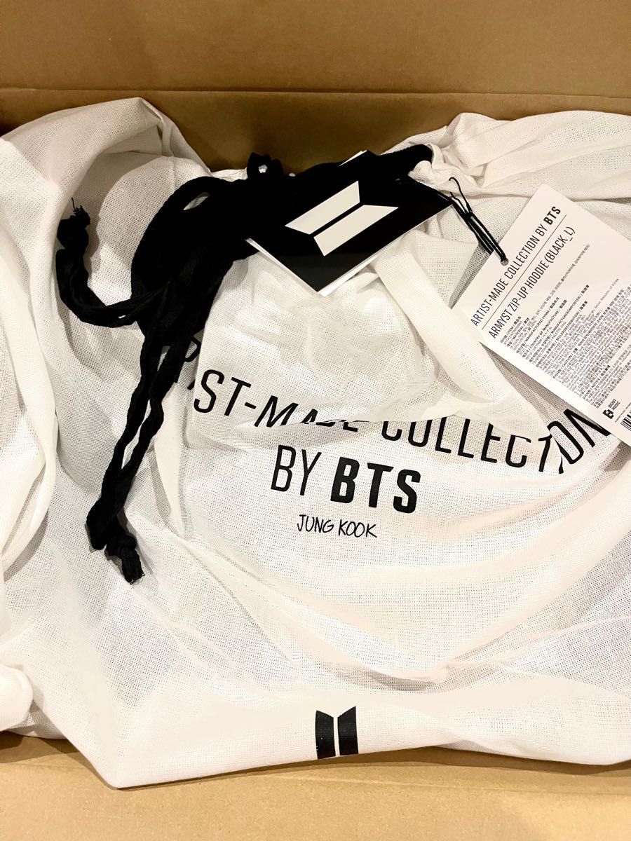 ARTIST-MADE COLLECTION BY BTS グクパーカー　白M