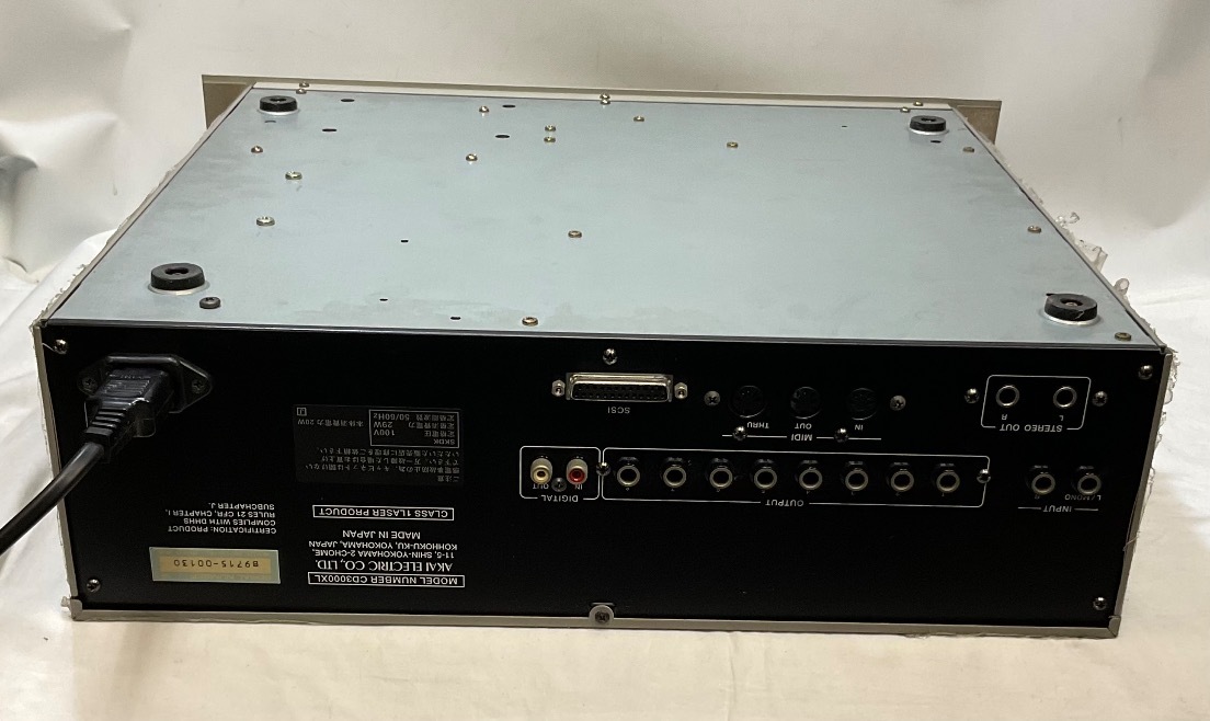 u50265 used AKAI sampler CD3000XL electrification verification only 