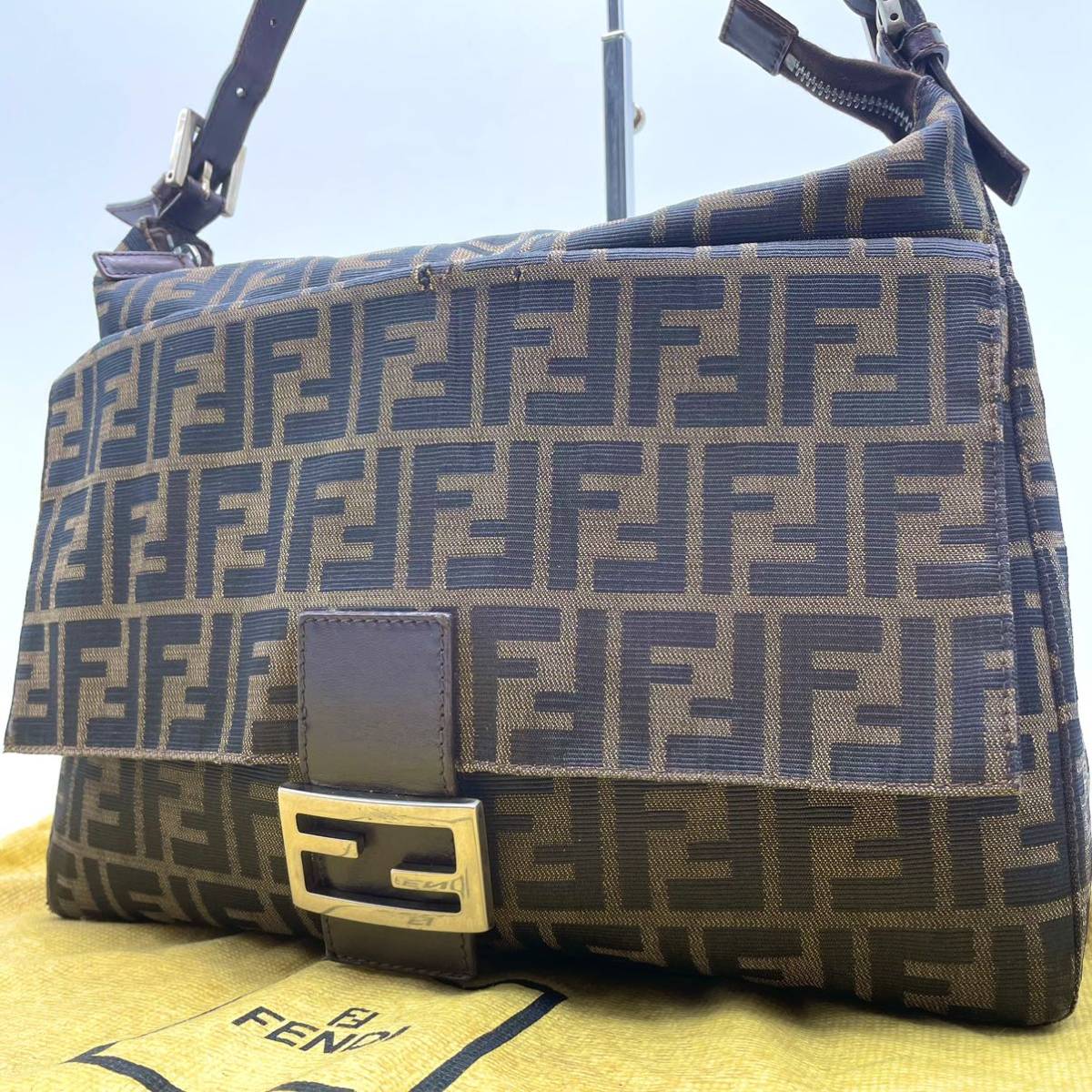 減額 FENDI ズッカ ワンショルダー FF金具 キャンバス レザー | paraco.ge