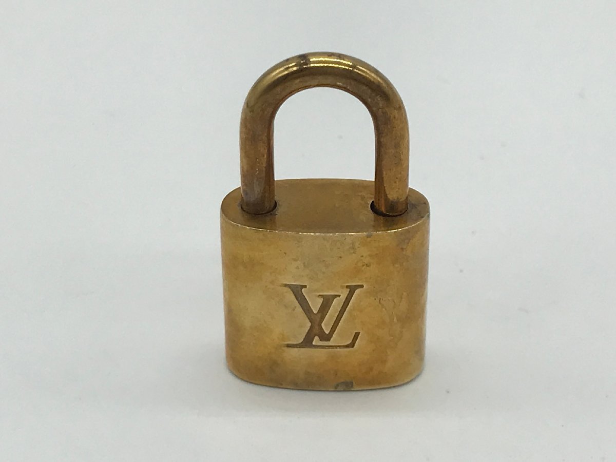 #[YS-1] Louis * Vuitton LOUIS VUITTONpado lock # south capital pills katena key 1 pcs number 318 [ including in a package possibility commodity ]K#