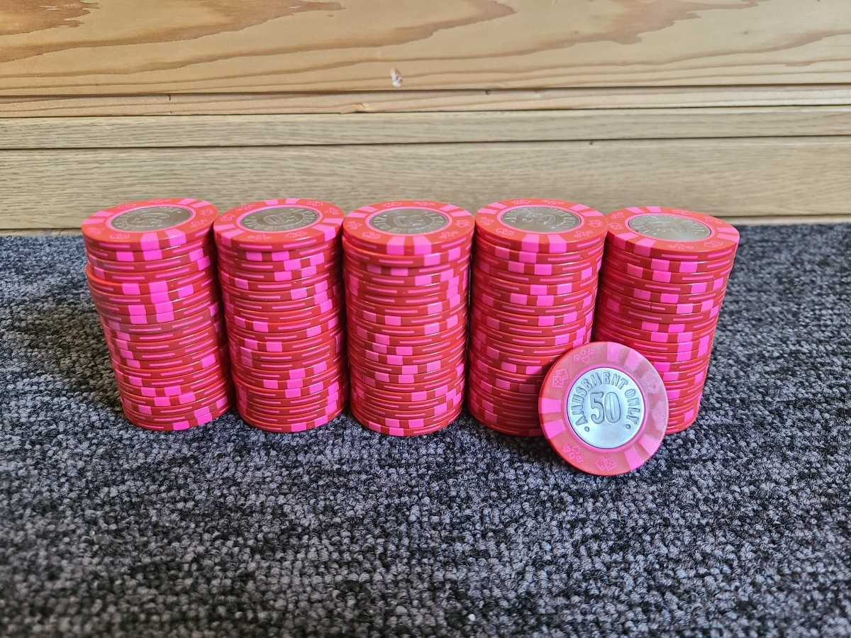 カジノチップ$50表記　100枚　ポーカー　ブラックジャック　バカラ　ルーレット　チップ　カジノ　_画像1
