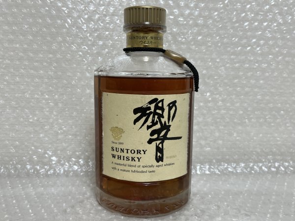 未開栓 サントリー 響 17年表記なし 金キャップ 裏ゴールドラベル 43％ 750ml ウイスキー 古酒 SUNTORY HIBIKI JAPANESE WHISKY英240の画像1