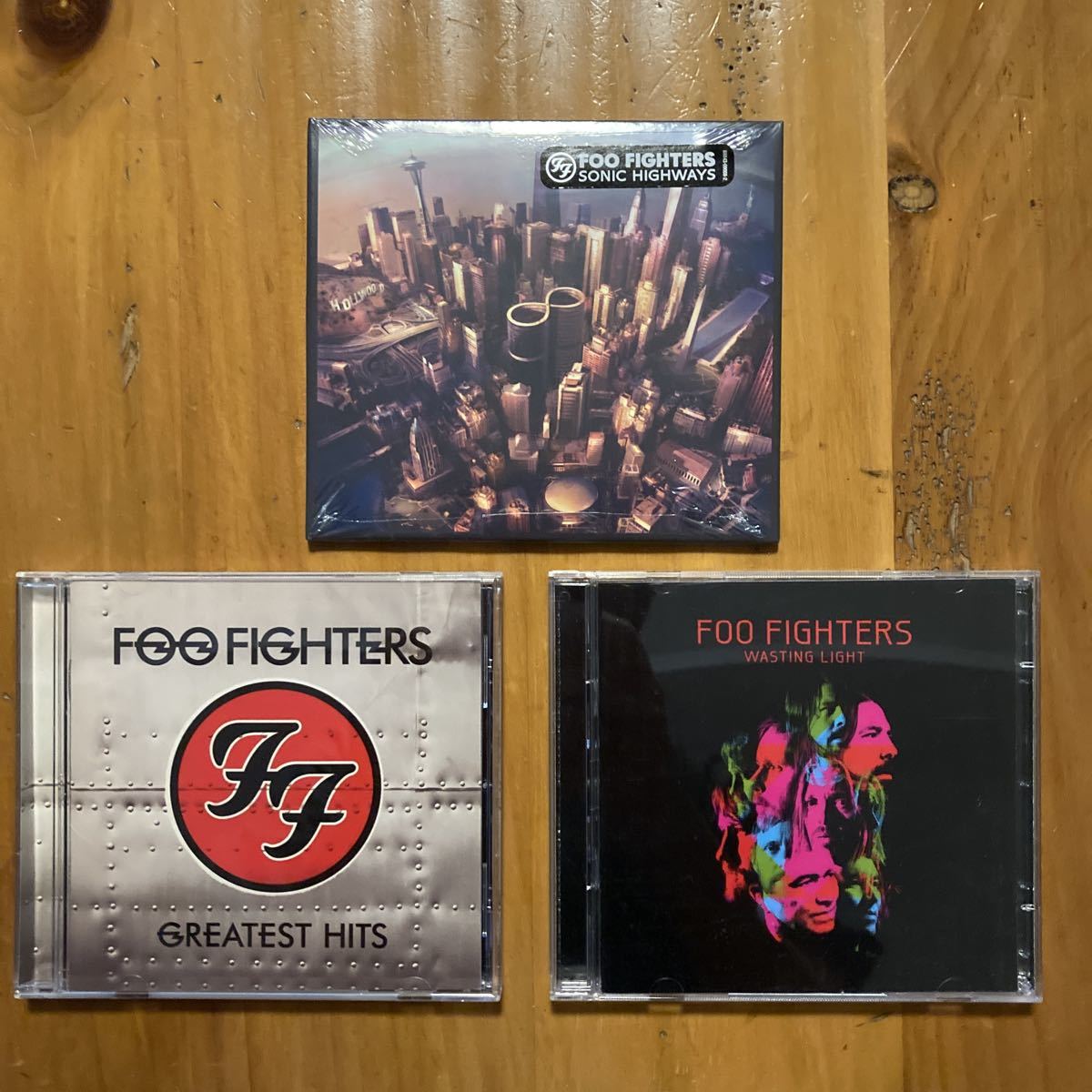 3枚セットFoo Fightersフーファイターズ 輸入盤CD Wasting Light, 新品未使用紙ジャケットSonic Highways, Greatest Hits_画像1