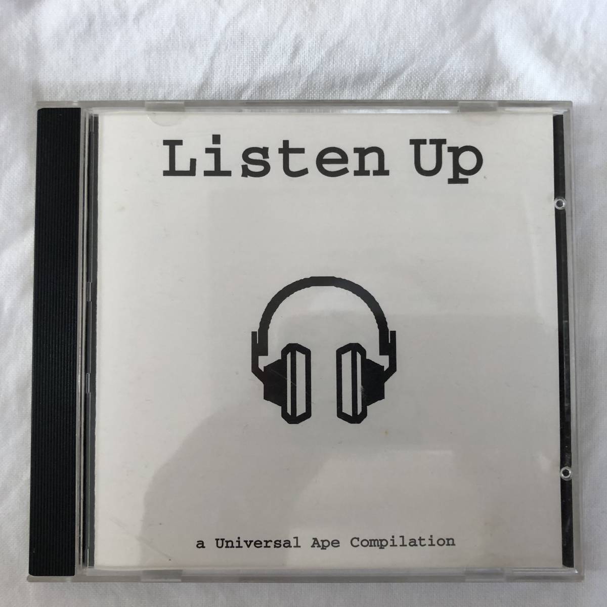V.A. UNIVERSAL APE SOUNDS LISTEN UP CD_画像1
